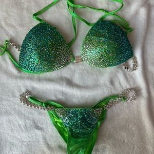 Custom WBFF bikini made by Crystallini Bikini.